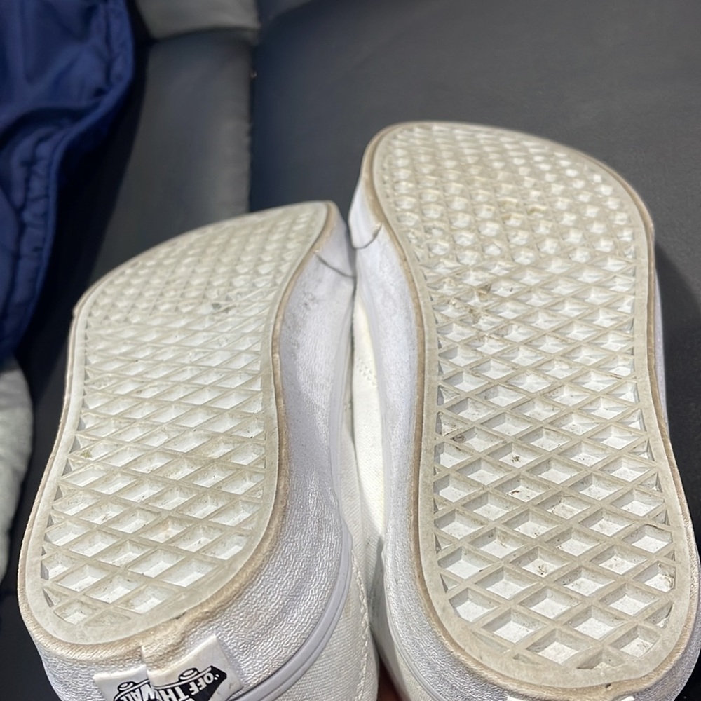 Vans - Picture 7 of 7
